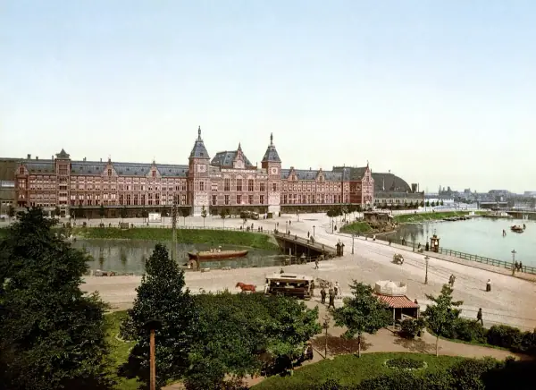 Amsterdam · Amsterdam Centraal ve IJ kıyısı