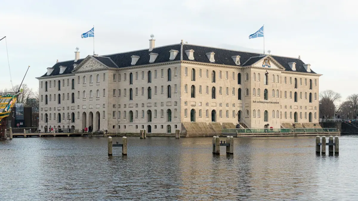 Amsterdam: Het Scheepvaartmuseum (Denizcilik Müzesi)