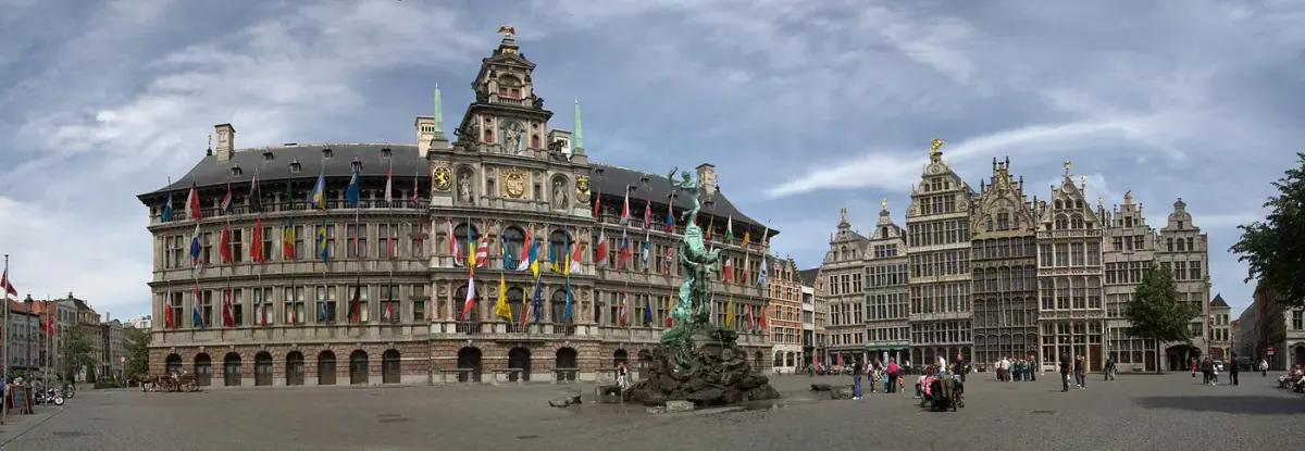 Anvers: Grote Markt ve Brabo Çeşmesi