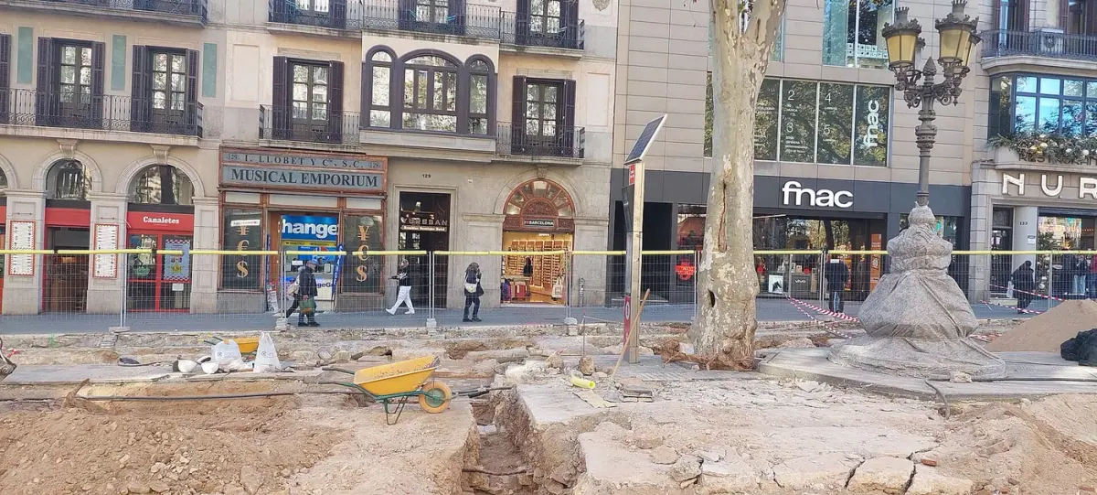 Barselona: Canaletes Çeşmesi