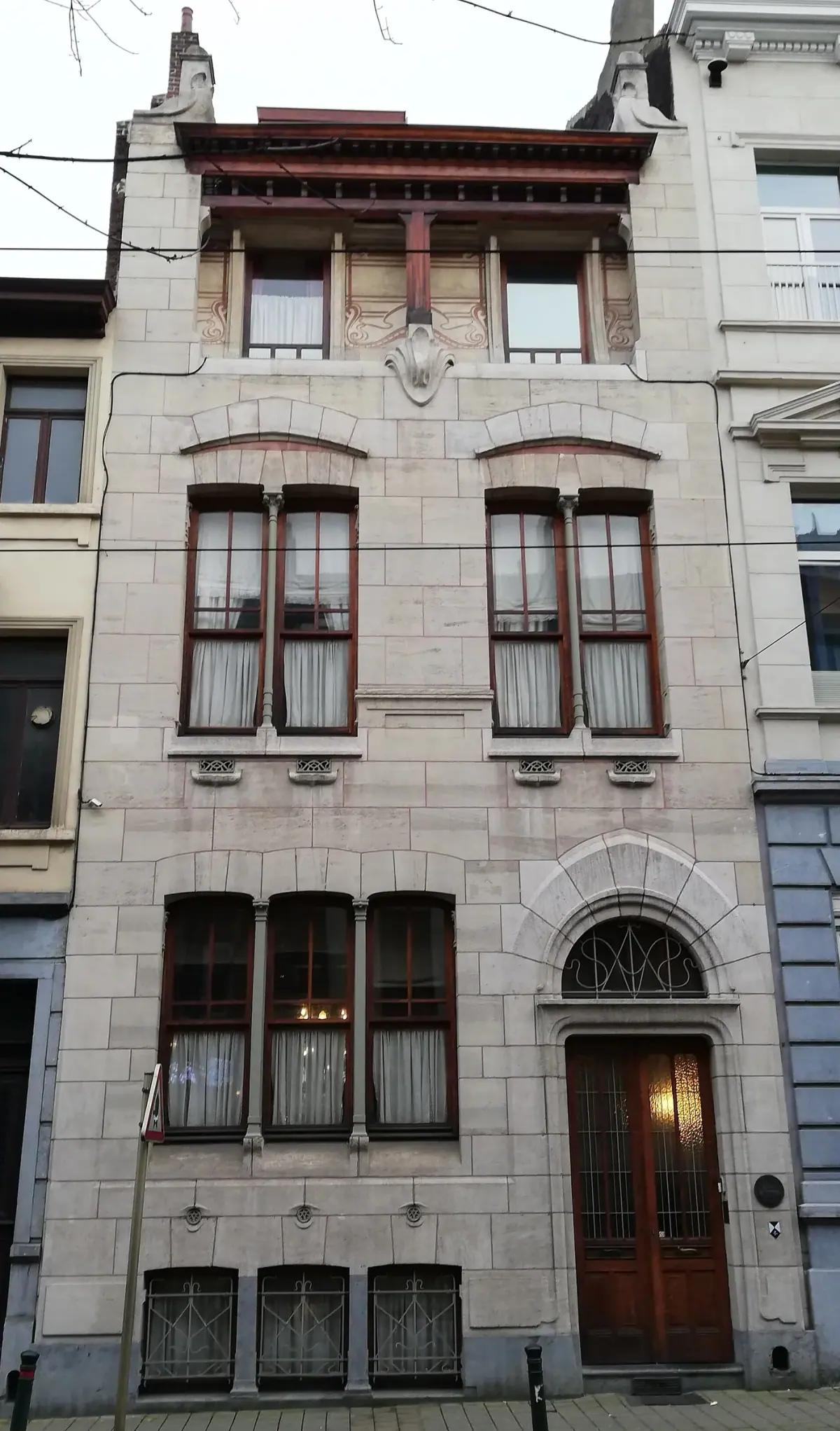 Brüksel: Autrique Evi