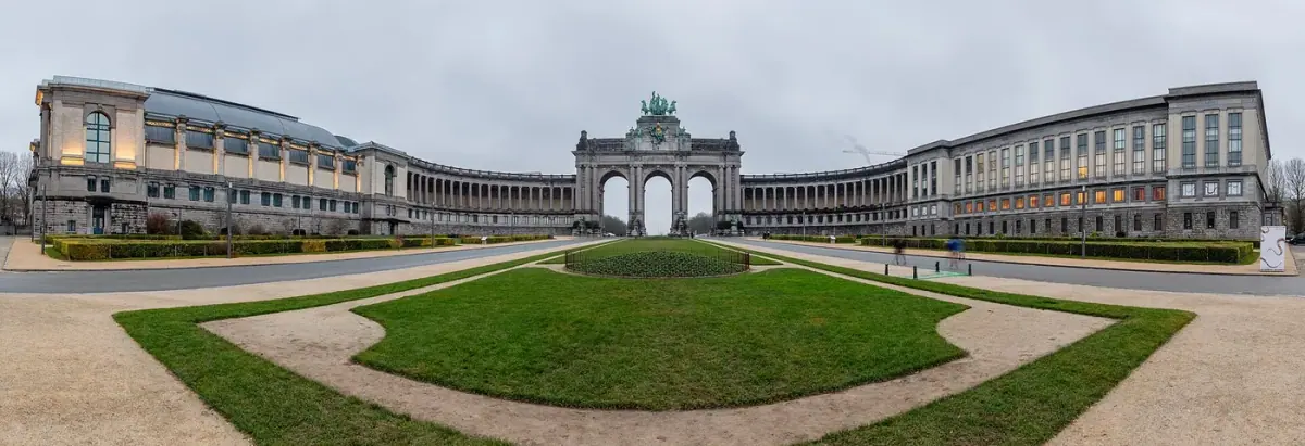 Brüksel: Cinquantenaire Parkı
