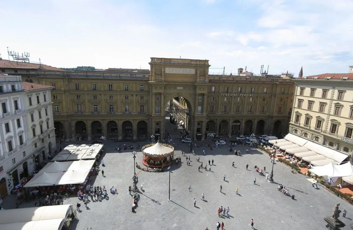Floransa: Piazza della Repubblica