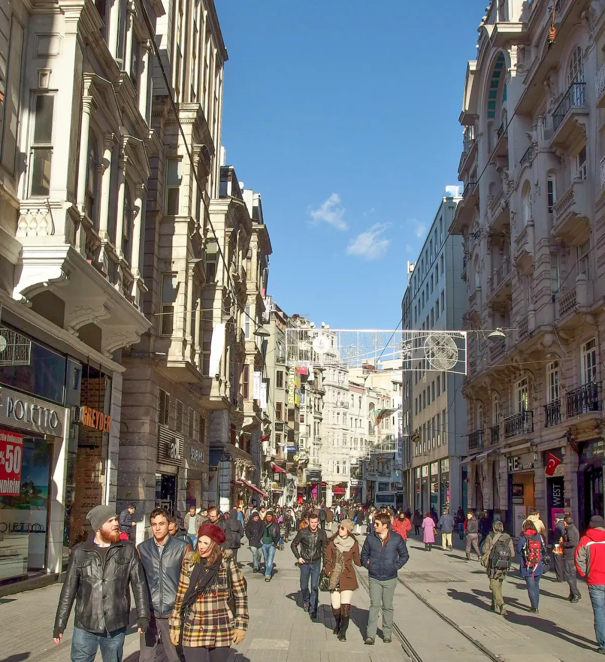 İstanbul: İstiklal Caddesi ve nostaljik tramvay