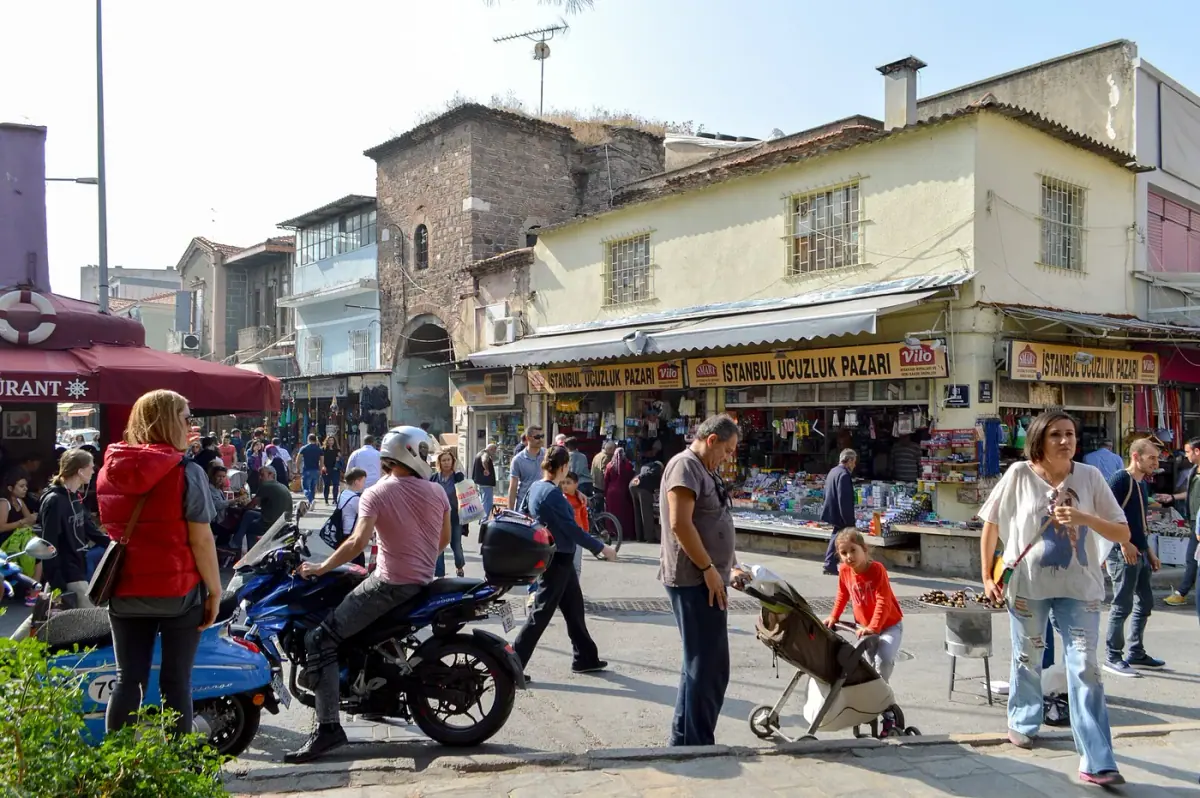 İzmir: Kemeraltı Çarşısı