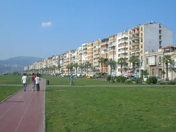 İzmir · Kordon