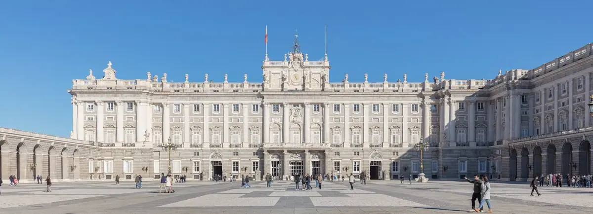Madrid Kraliyet Sarayı