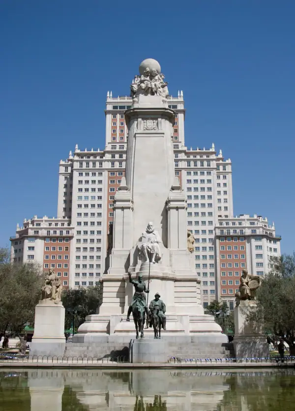 Madrid · Cervantes Anıtı