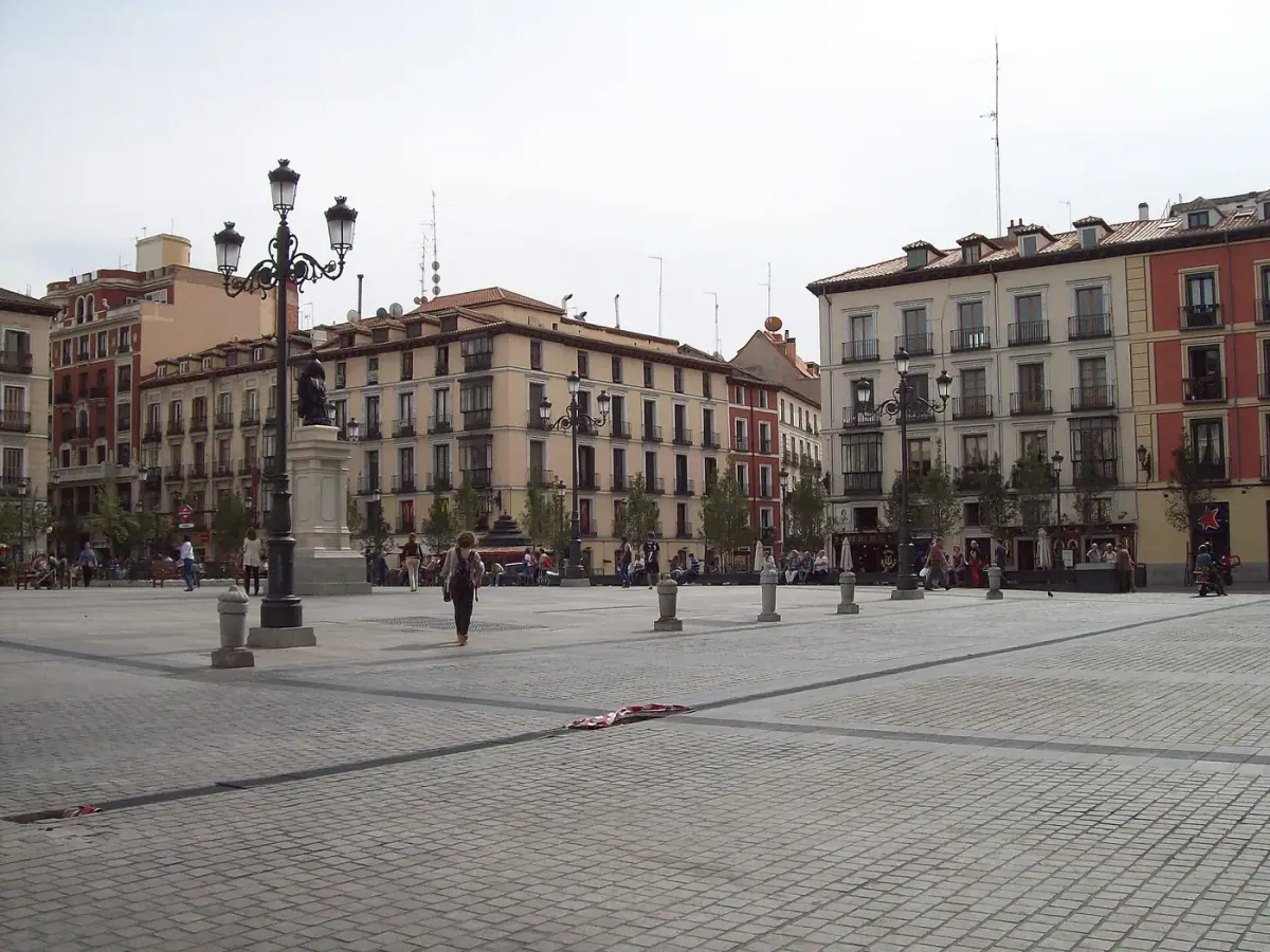 Madrid: Plaza de Isabel II