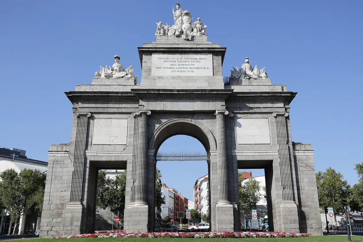 Madrid: Toledo Kapısı (Puerta de Toledo)
