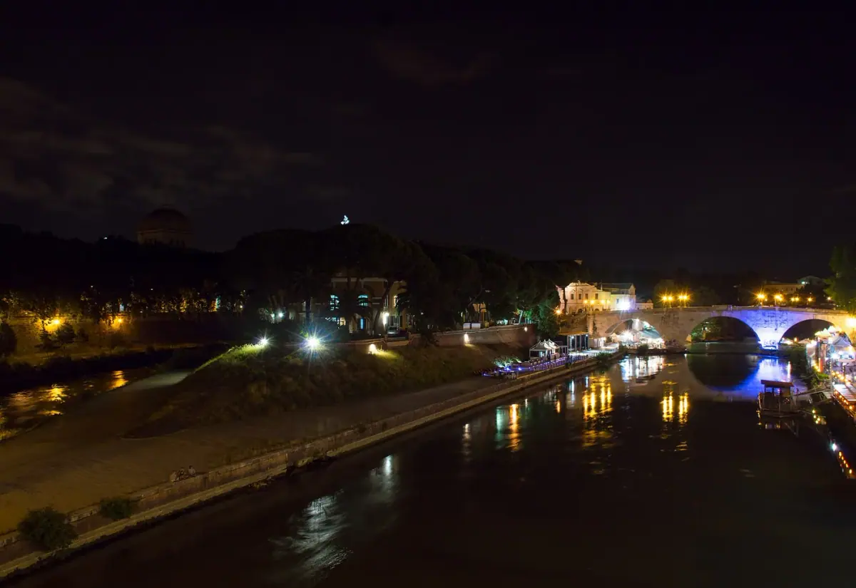 Roma: Ponte Garibaldi e Isola Tiberina