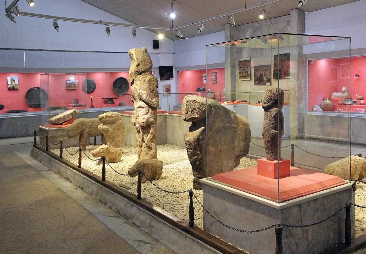 Şanlıurfa: Şanlıurfa Arkeoloji ve Haleplibahçe Mozaik Müzesi