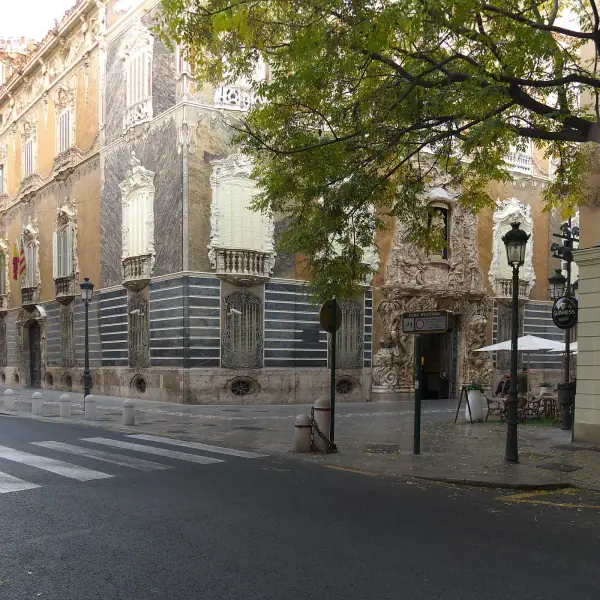 Valensiya · González Martí Seramik ve Dekoratif Sanatlar Müzesi