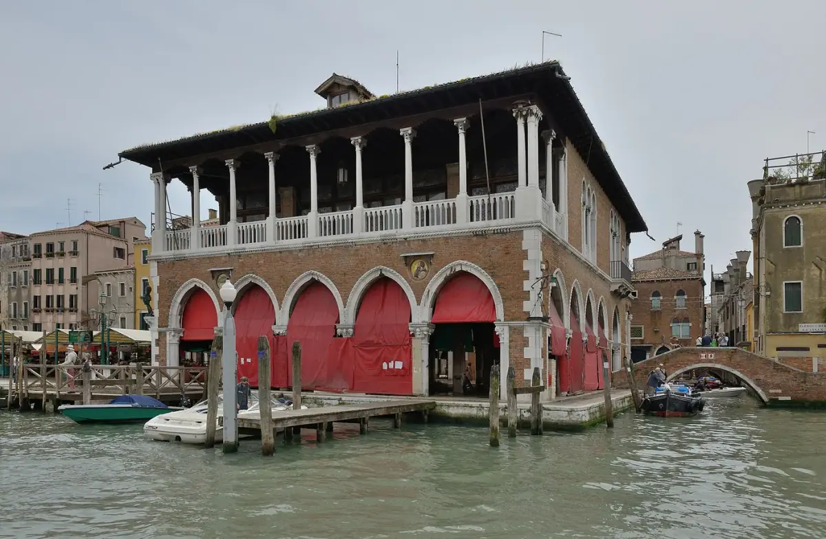 Venedik: Rialto Pazarı (Mercato di Rialto)